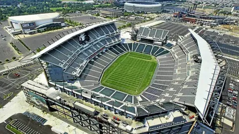 《费内巴切豪掷3500万欧元，斯凯拉曝卢克曼重磅加盟在即！》