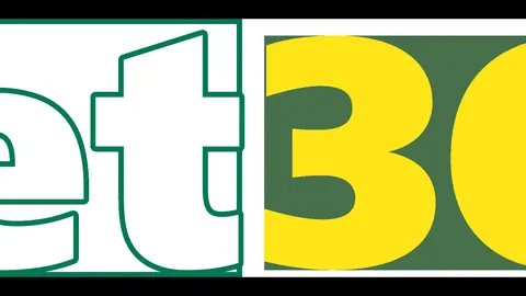 “利夫31分12板引领同曦逆转胜广东，贝兹利双20数据助队首入季后赛”