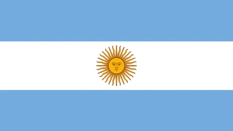 德比巅峰激战：迪纳摩客场力夺冠军在望？