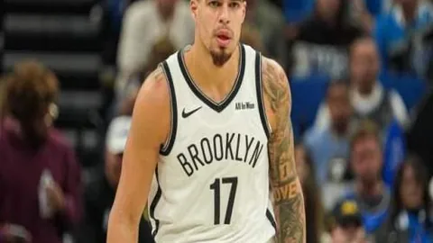 费德勒宣布：2025年职业生涯落幕，网坛告别仪式